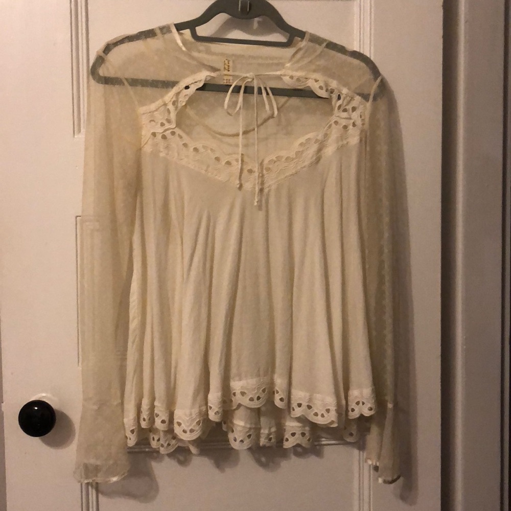 Free people Off white long sleeve top, gently worn